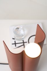 Luminária Arco. Por Felix Pottinger