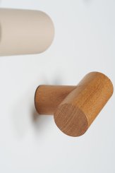 Coleção Benta, Cabideiro