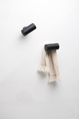 Coleção Benta, Cabideiro