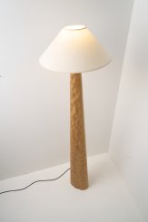 DPT013, Luminária Cônica de Piso