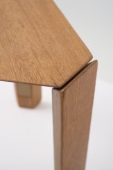 DPT035, Mesa Lateral Tríplice