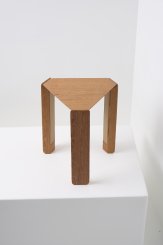 DPT035, Mesa Lateral Tríplice