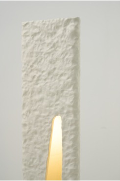 Coleção Brecha, Luminária Piso. Por Caroline Strobel