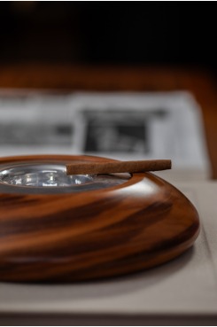 Coleção Dercy, Cinzeiro