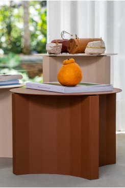 Coleção Pampulha, Mesa. Por Estúdio Diário