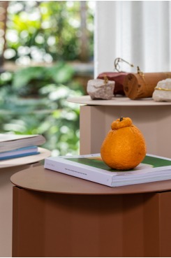 Coleção Pampulha, Mesa. Por Estúdio Diário