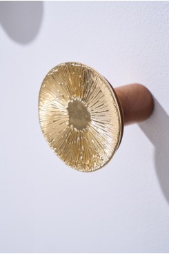 Coleção Regina, Cabideiro