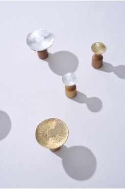 Coleção Regina, Cabideiro