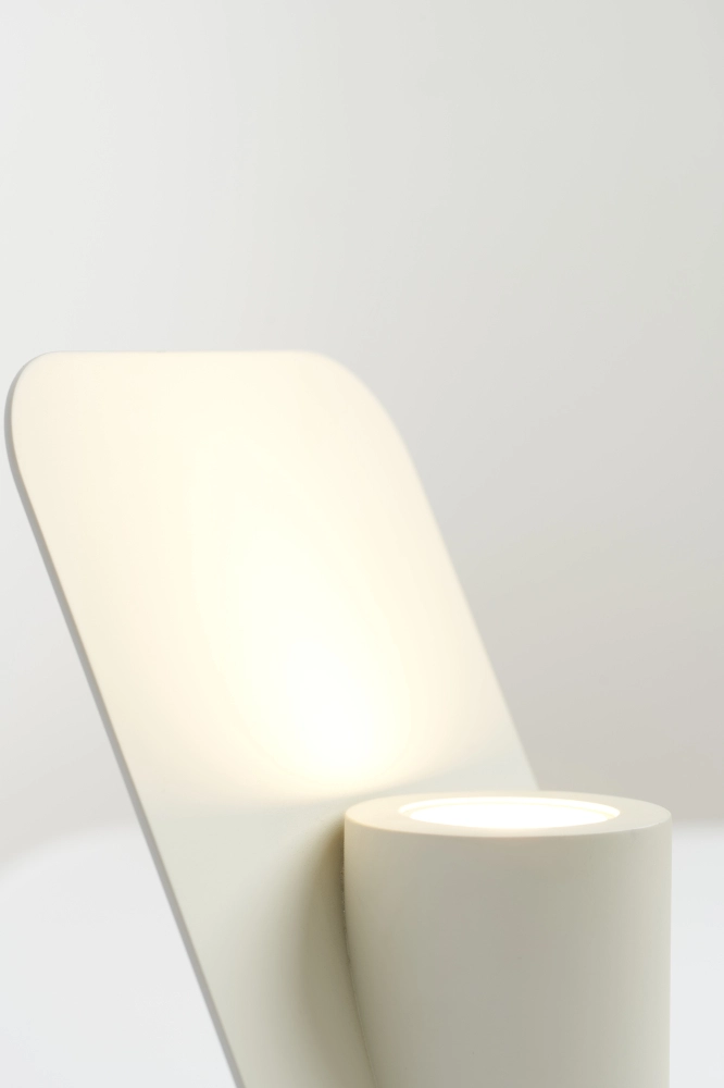 Luminária Vela, Por Mário Alessiani.