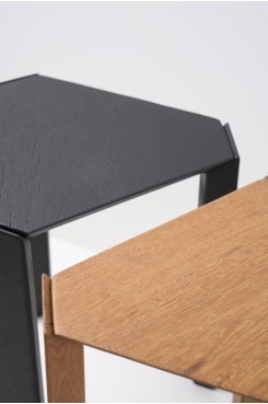 DPT035, Mesa Lateral Tríplice