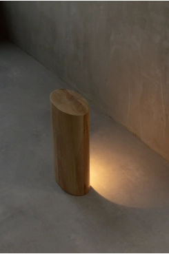 Coleção Brecha, Luminária de Mesa. Por Caroline Strobel