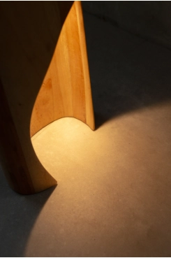 Coleção Brecha, Luminária de Mesa. Por Caroline Strobel